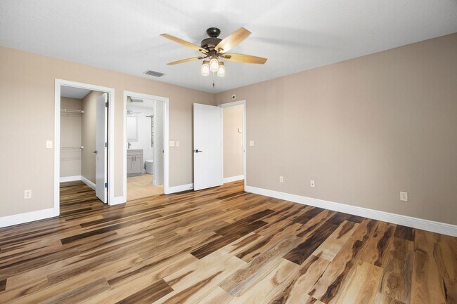 Building Photo - 1228 Carvello Dr