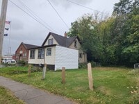 Building Photo - 227 Dewey Ave
