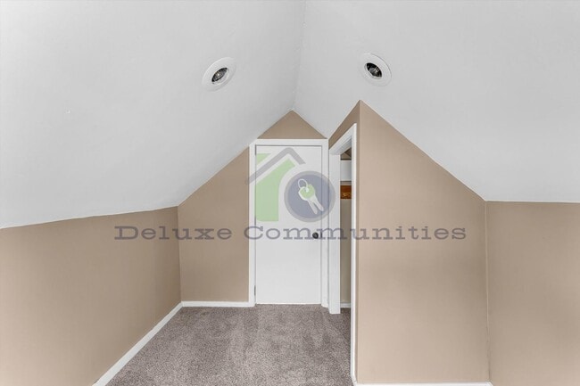 Building Photo - 655 High St SW