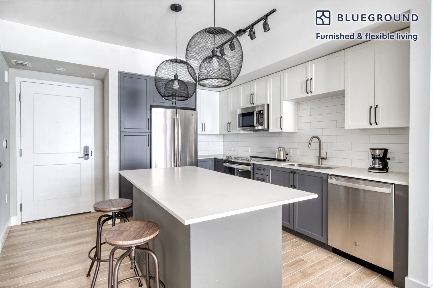 Building Photo - 419 SE 2nd St