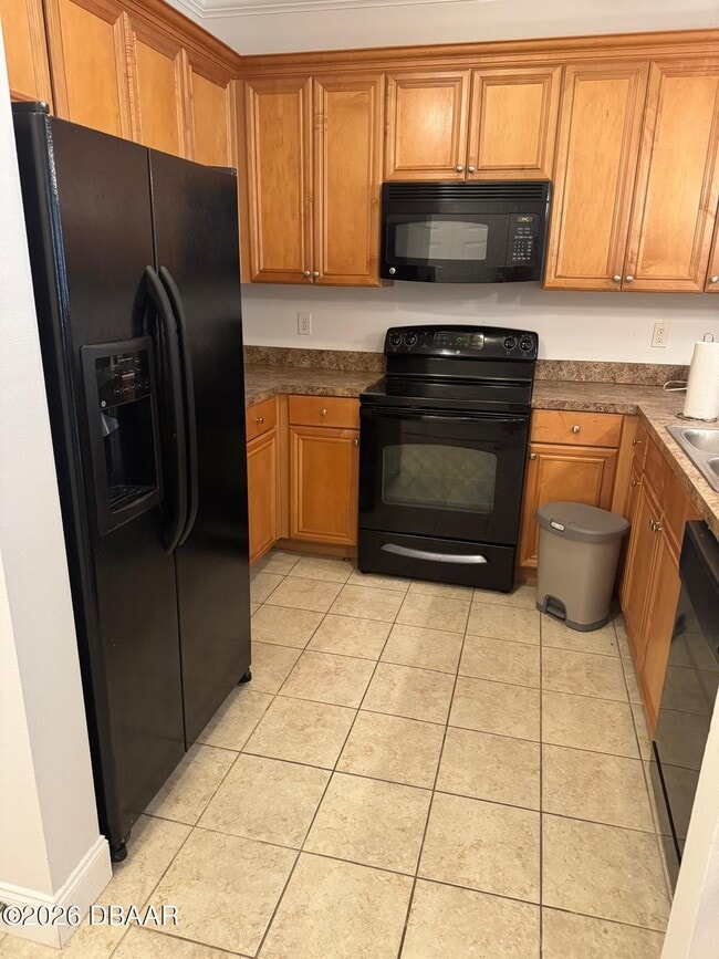 Building Photo - 1185 SW 9th Rd