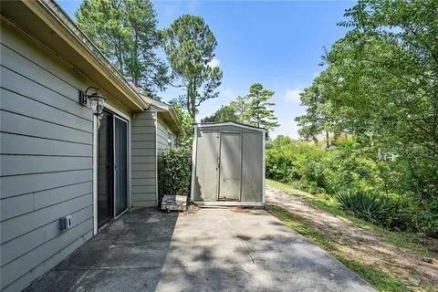 Building Photo - 76 Sandalwood Cir