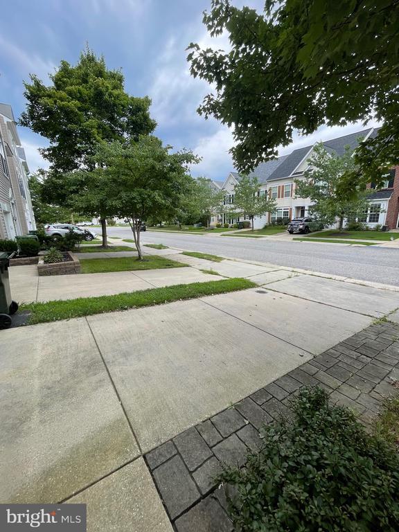Building Photo - 43625 Marguerite Street