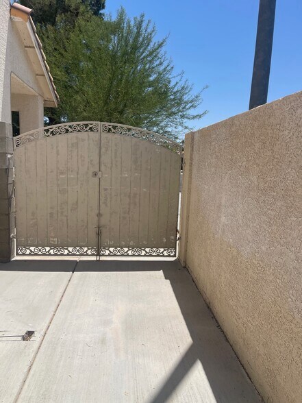 Building Photo - 8040 Tailwind Ave