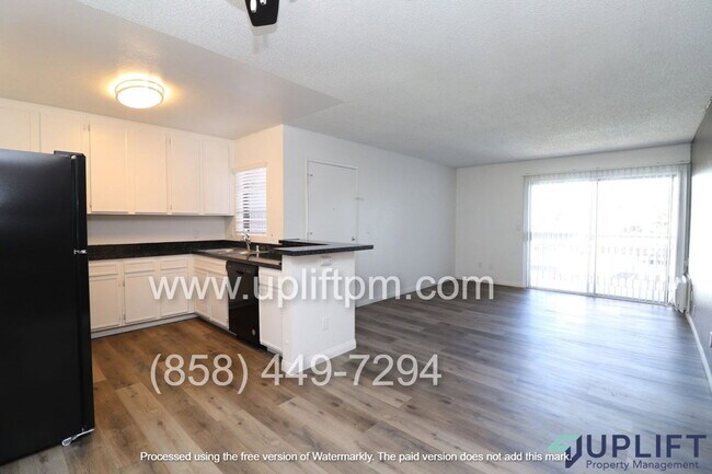 Building Photo - 1475 Graves Ave