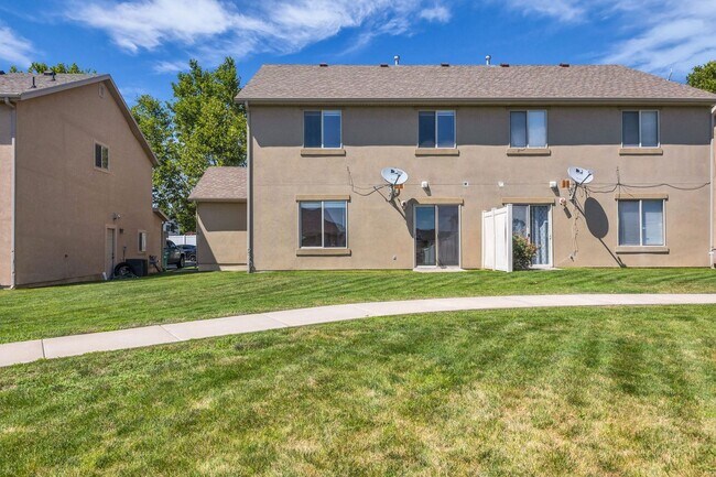 Building Photo - Spacious 4-Bedroom Home Near Hill Air Force Base