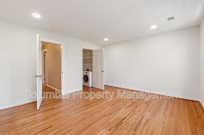 Building Photo - 706 6th St SW