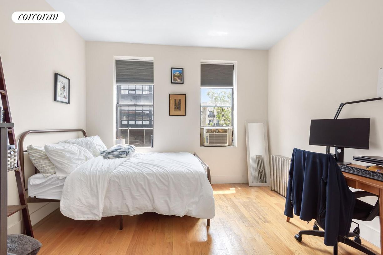 Building Photo - 297 Himrod St