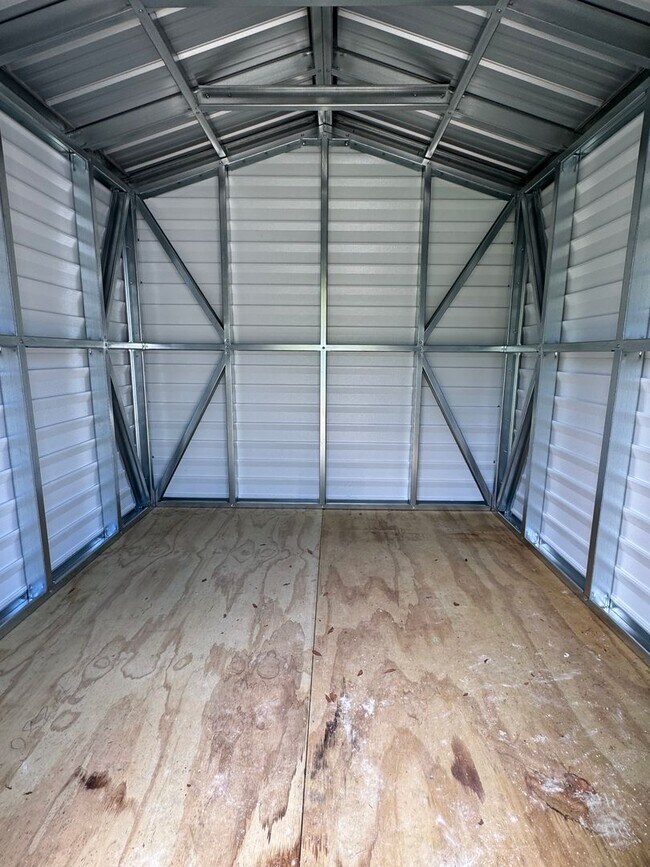 Building Photo - 154 NW Alpata Ct