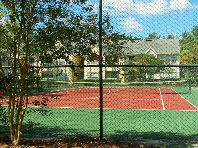 Building Photo - 1037 S Hiawassee Rd