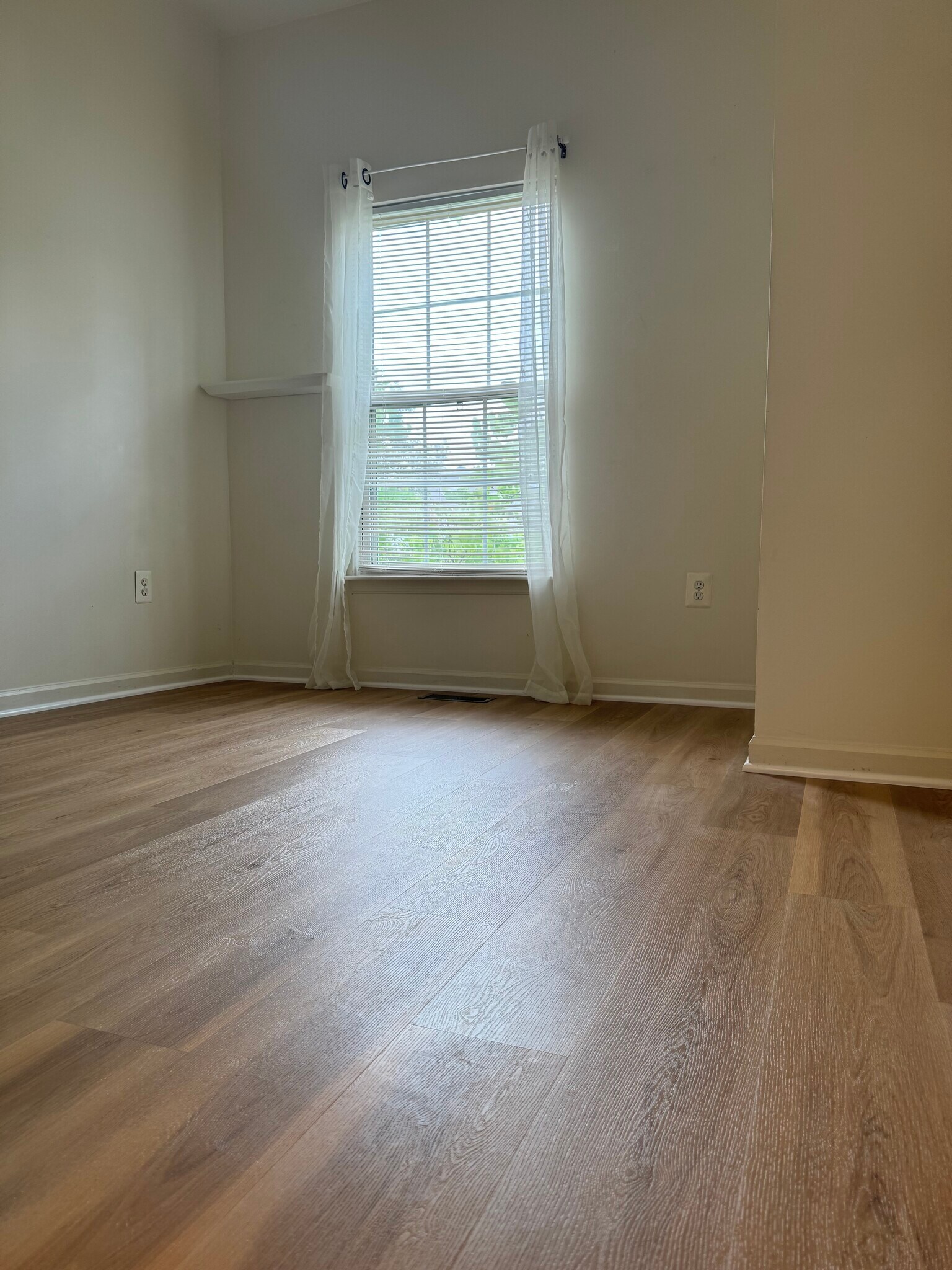 Bedroom 3 - 410 Redland Blvd