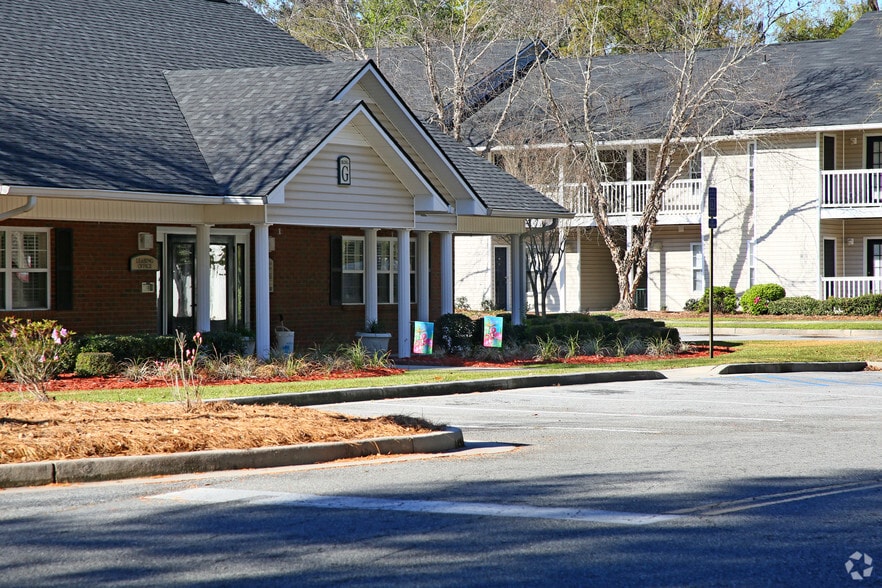 Ashton Park 1315 River St Valdosta GA 31601 Apartment Finder