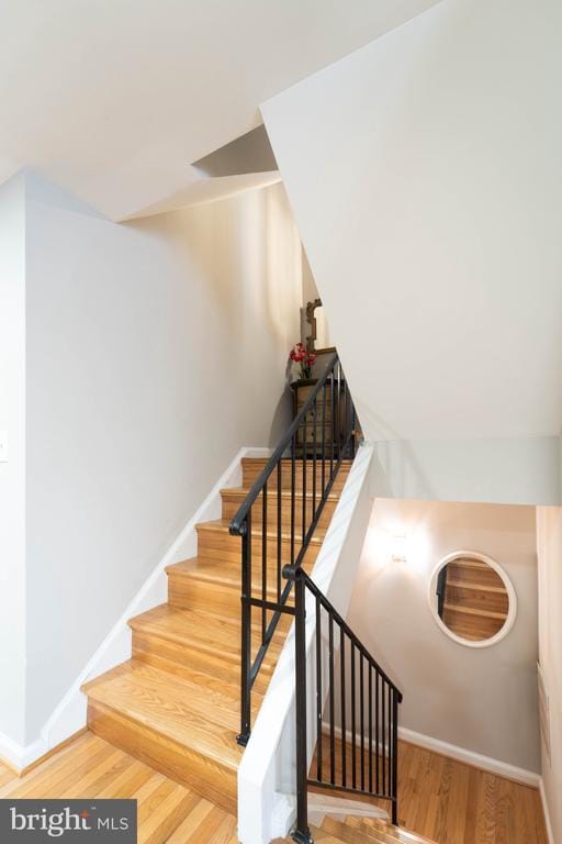 Building Photo - 4541 Ravensworth Rd