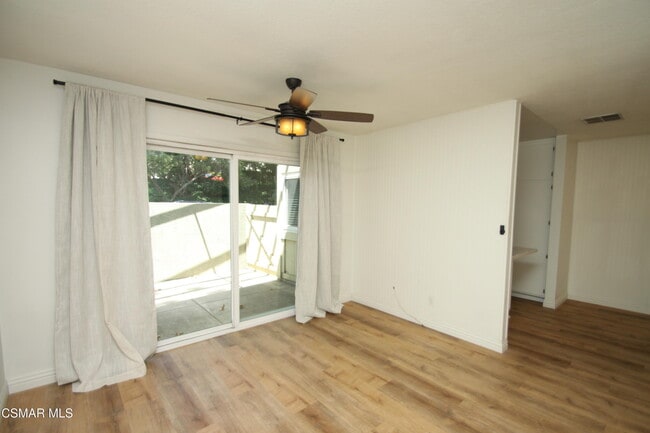 Building Photo - 565 Serento Cir