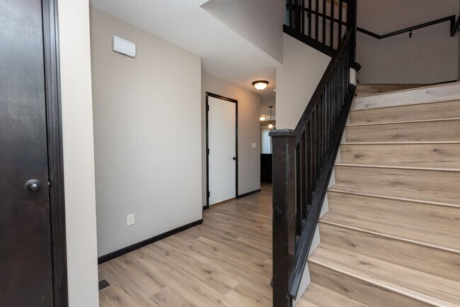 Building Photo - 11050 E Fawn Grove St