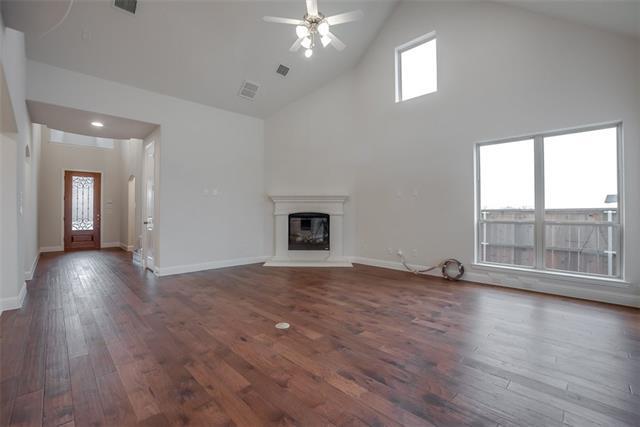 Building Photo - 15226 Catalpa Rd