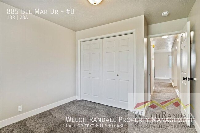 Building Photo - 885 Bel Mar Dr