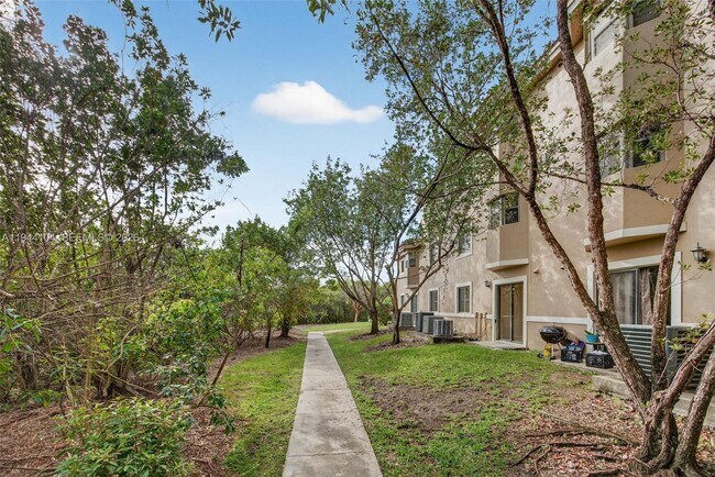 Building Photo - 22901 SW 88th Pl