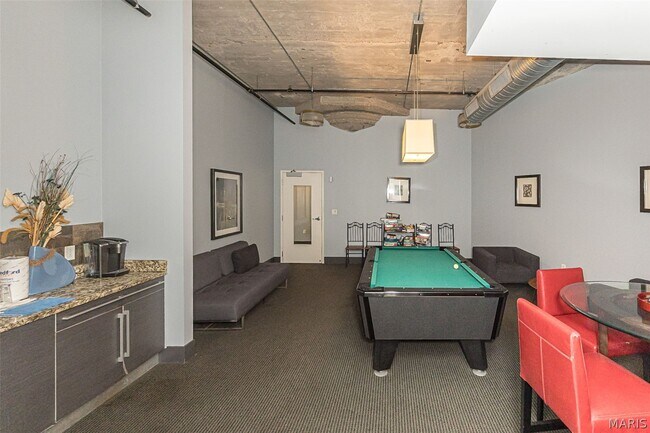 Building Photo - 4100 Forest Park Ave