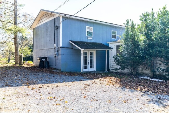 Primary Photo - 241 Harless Rd