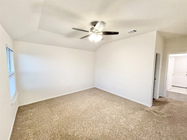 Building Photo - 1125 Silver Maple Ln