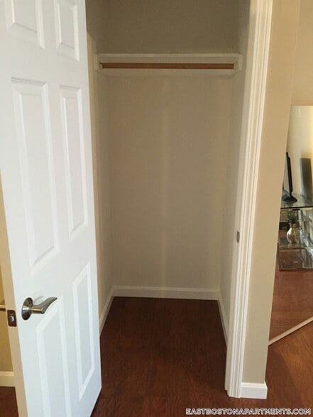 Building Photo - 51 Chelsea St