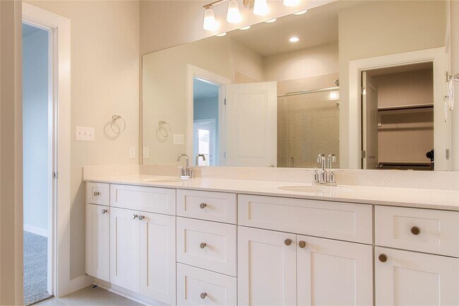 Building Photo - 17506 El Hidalgo Dr