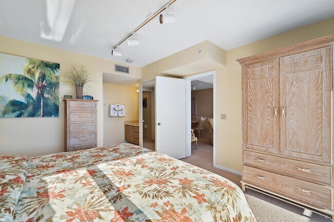 Building Photo - 2601 Marina Isle Way