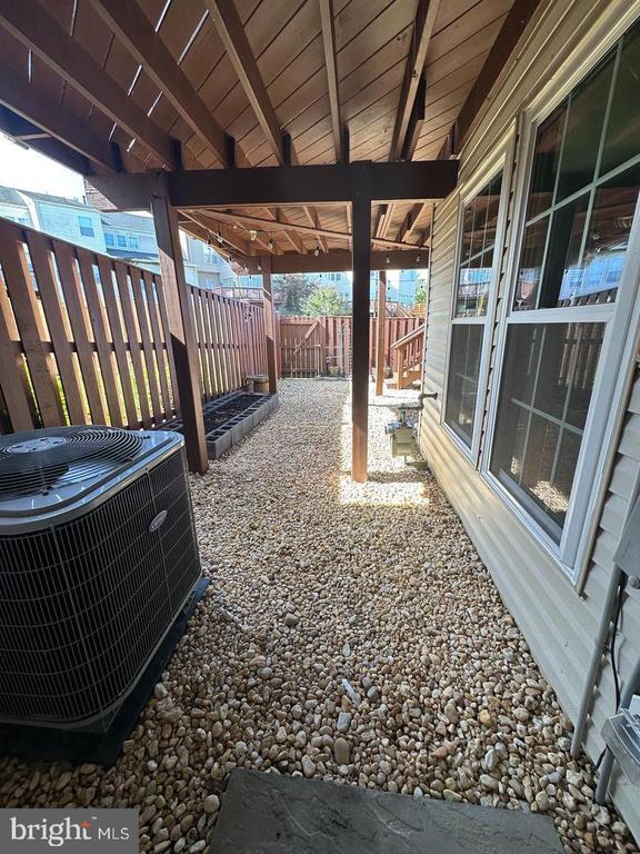 Building Photo - 11736 Batley Pl