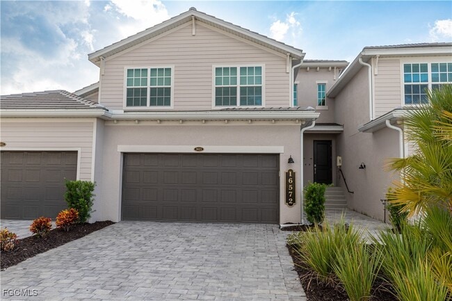Primary Photo - 16572 Kingwood Ln