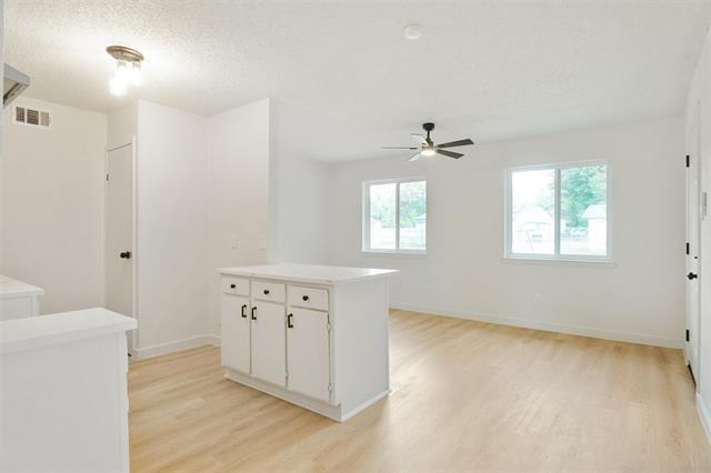 Building Photo - 7937 Trimble Dr