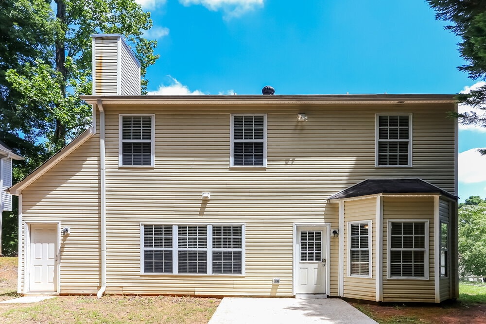 Building Photo - 7470 Royale Ct