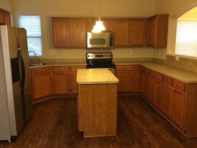 Building Photo - 13555 Aldenbrook Dr