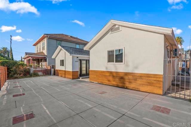 Primary Photo - 2030 Kearney Ave