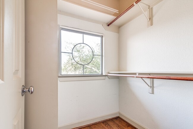 Building Photo - 403 Harborside Way
