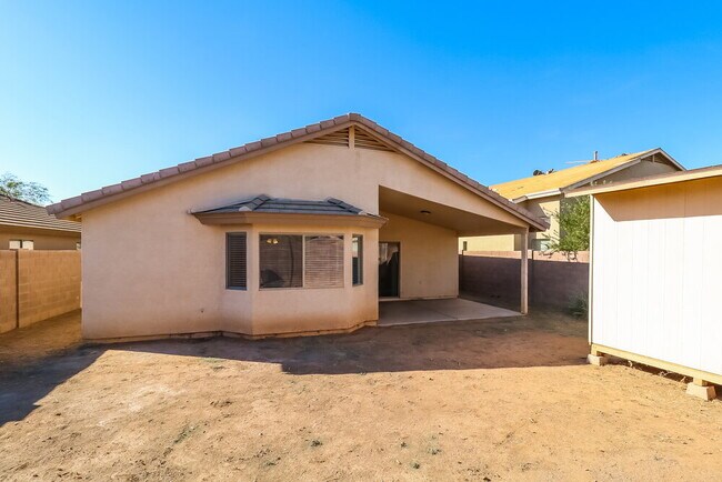 Building Photo - 10994 W Rio Vista Ln