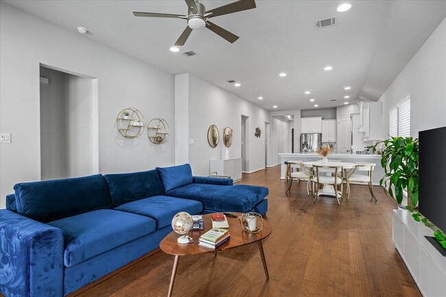 Building Photo - 861 Blue Oak Blvd