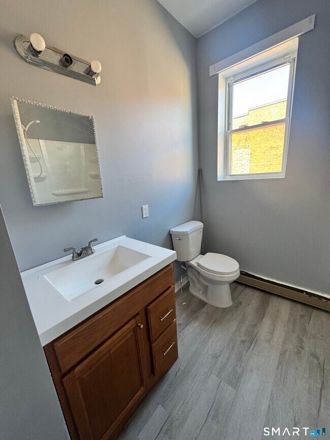 Building Photo - 283 Wethersfield Ave