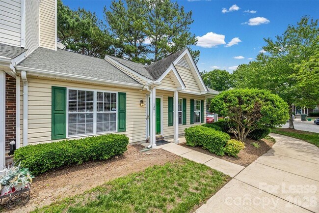 Building Photo - 12811 Spirit Bound Way