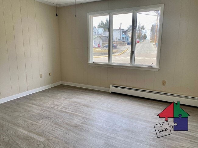 Building Photo - 63 Brook St