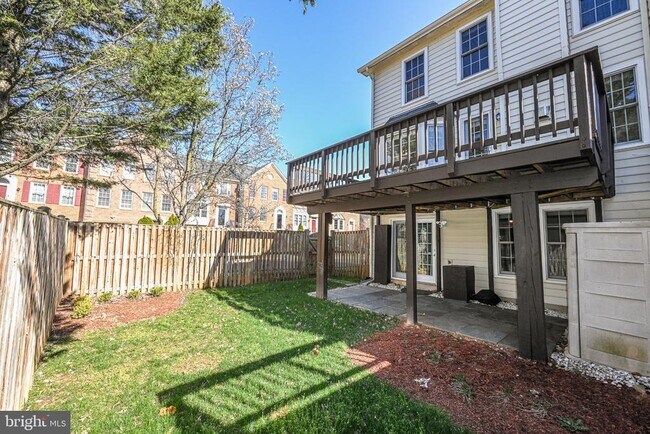 Building Photo - 12700 Dogwood Hills Ln