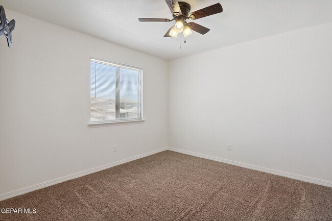 Building Photo - 14508 Shady River