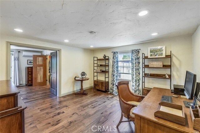 Building Photo - 9 El Camino Real