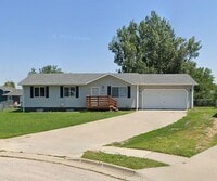 Building Photo - Peaceful cul-de-sac living! Beautiful 4 bedroom-2 bathroom home for rent!