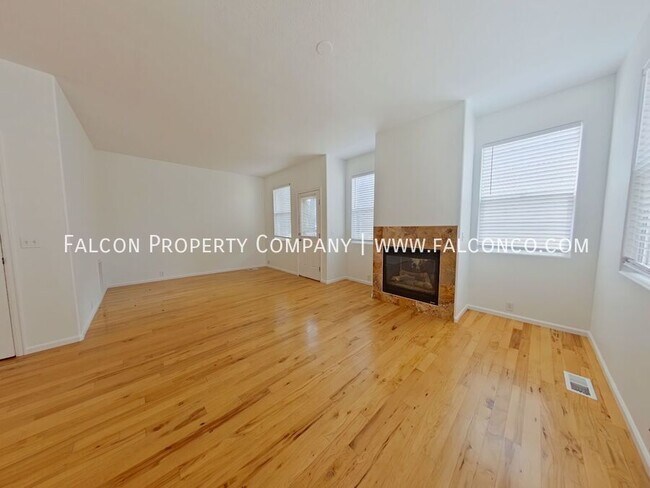 Building Photo - 1757 Flintshire St
