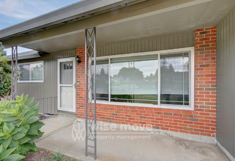 Building Photo - 10100 NW 23rd Ave