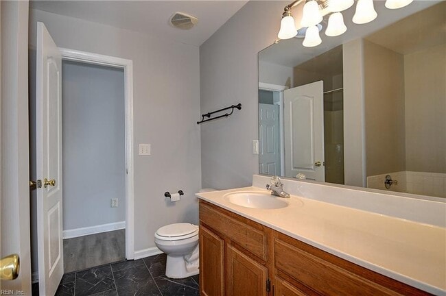 Building Photo - 3504 Fontwell Ct