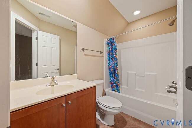 Building Photo - 2701 Logan Estates Run
