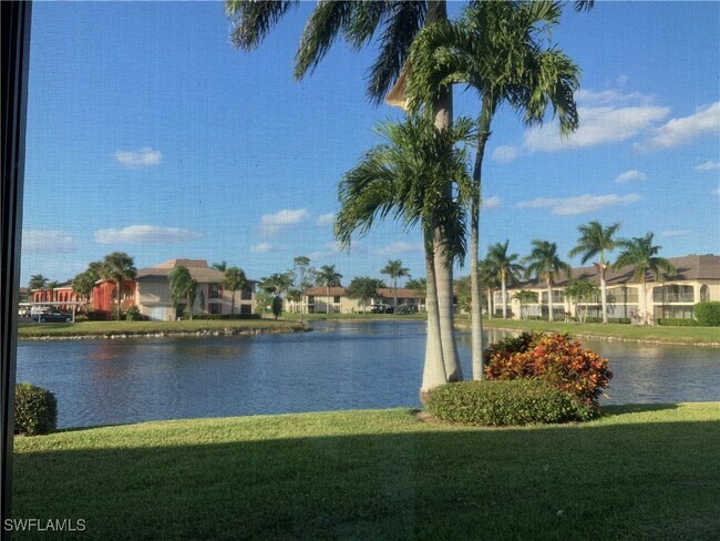 Building Photo - 5530 Rattlesnake Hammock Rd