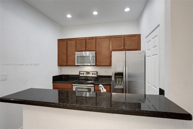 Building Photo - 1401 SW 147th Ter